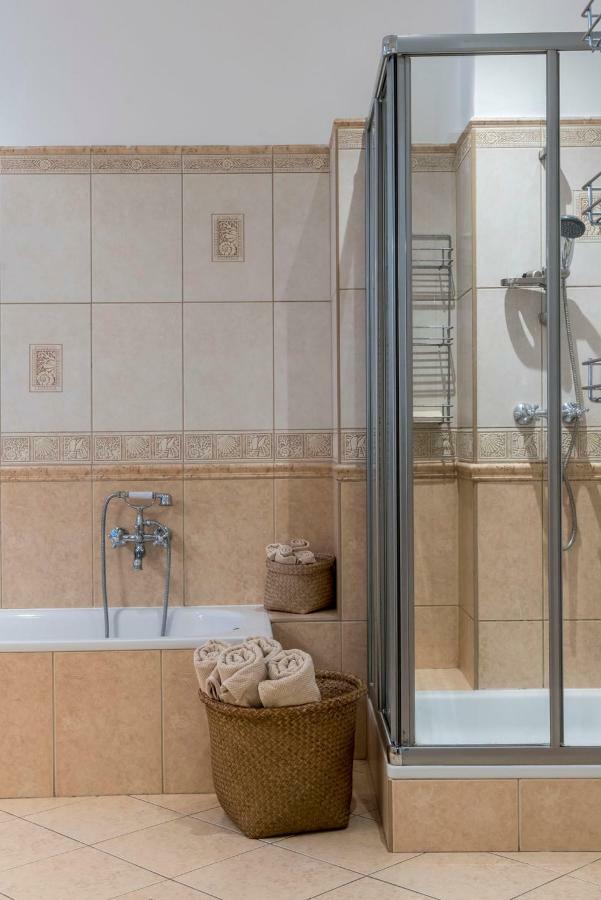 Central Apartman Budapeşte Dış mekan fotoğraf